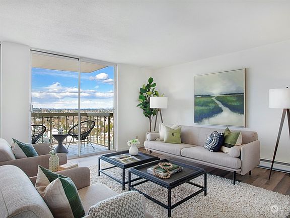 4th image of 4540 8th Avenue NE #2405