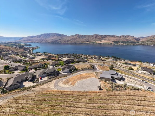 101 Lake Ridge Drive, Chelan, WA 98816