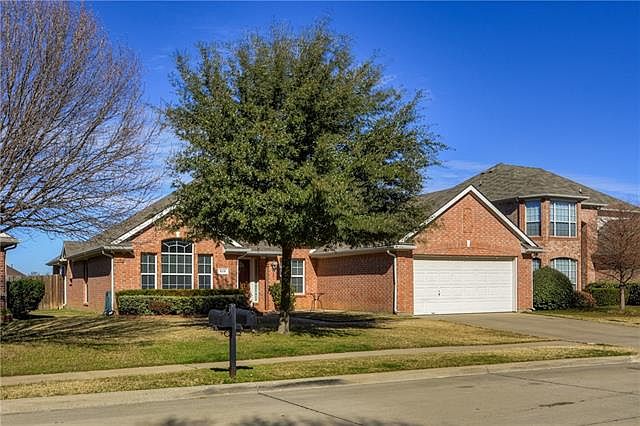 1st image of 619 Primavera Dr