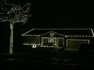 4430 Lancashire Ct, Troy, MI 48085