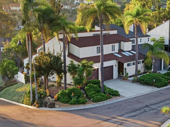 2343 Nicklaus Dr, Oceanside, CA 92056