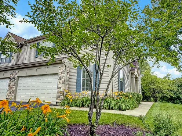 1089 Ellsworth Dr, Grayslake, IL 60030