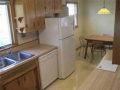 5th image of 56 Westwood Dr