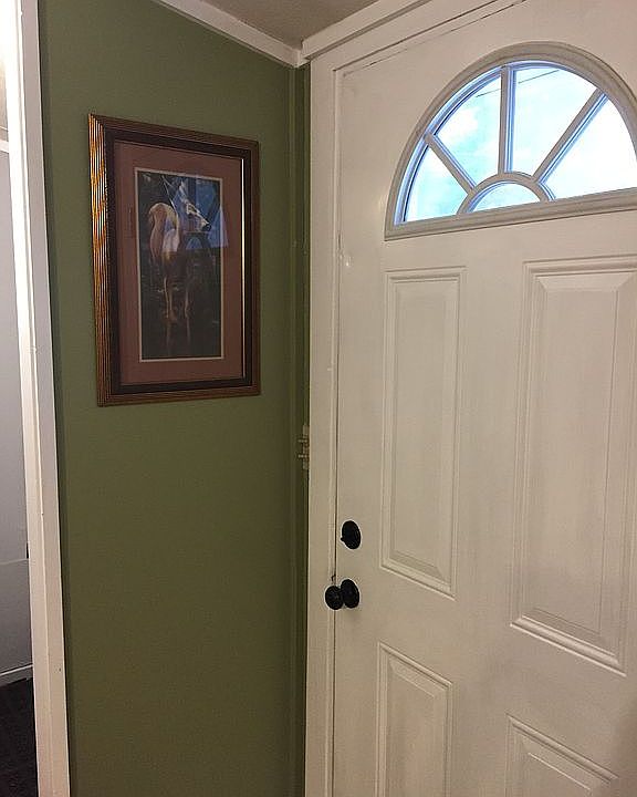 2nd image of 477 Hemlock Rd