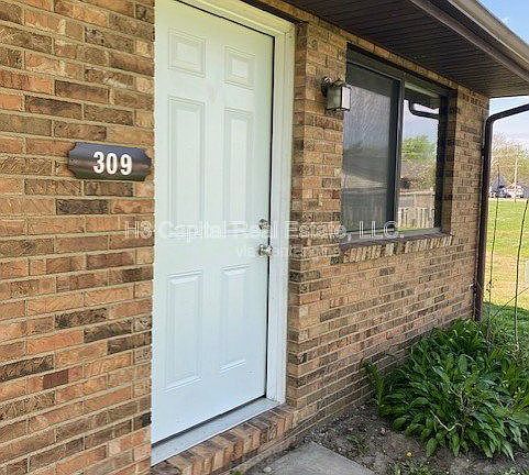 2nd image of 309 Southgate Dr