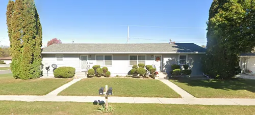 2516 Sunset Dr Photo 1