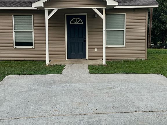 3rd image of 715 Old Dora Rd #B