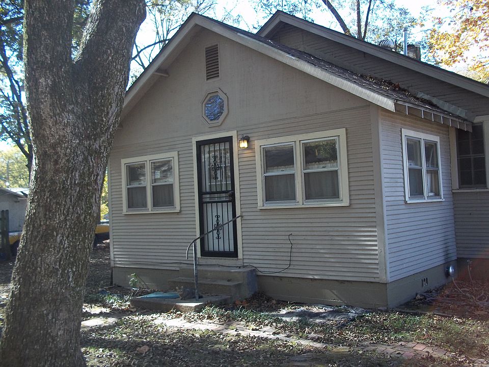 2nd image of 816 N Izard St