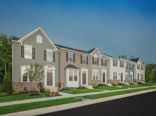 2412 Mariners Cove Ln, Denver, NC 28037