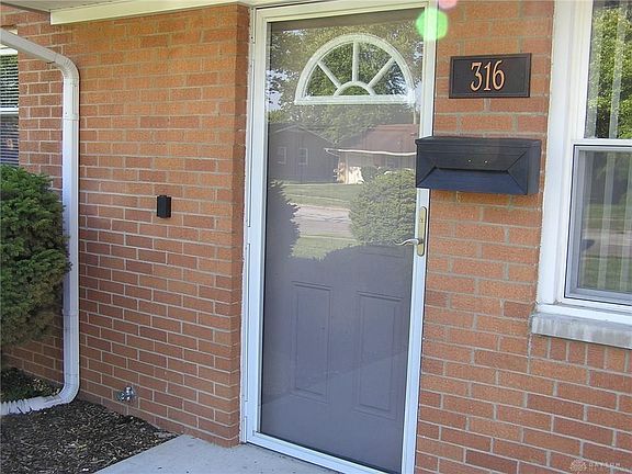 5th image of 316 Lang Ct