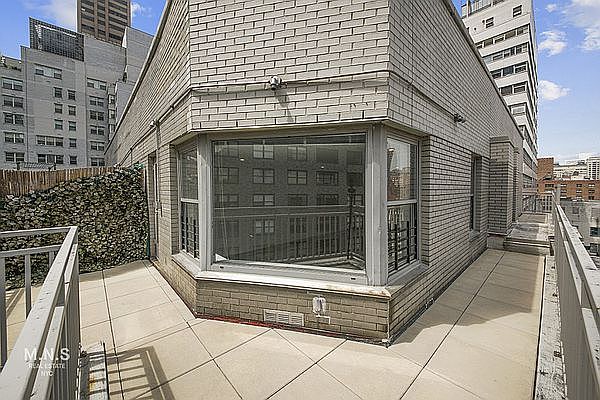 1st image of 210 E 58th St Penthouse C