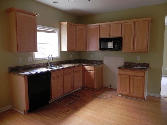 4th image of 6020 Hickory Springs Dr
