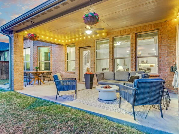 208 Lemley Dr, Fort Worth, TX 76131