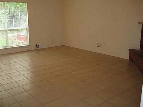 5th image of 6916 Newcastle Pl