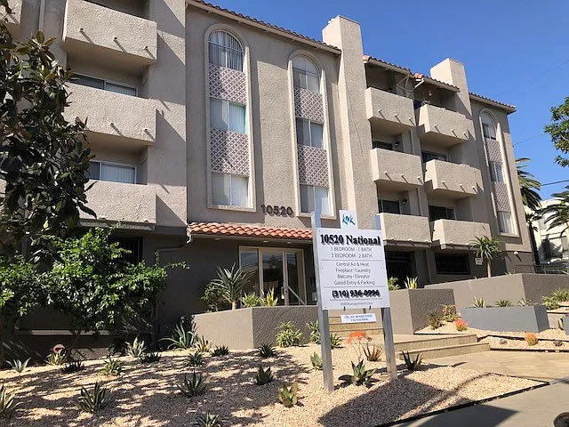 Building Photo - 10520 National Pl