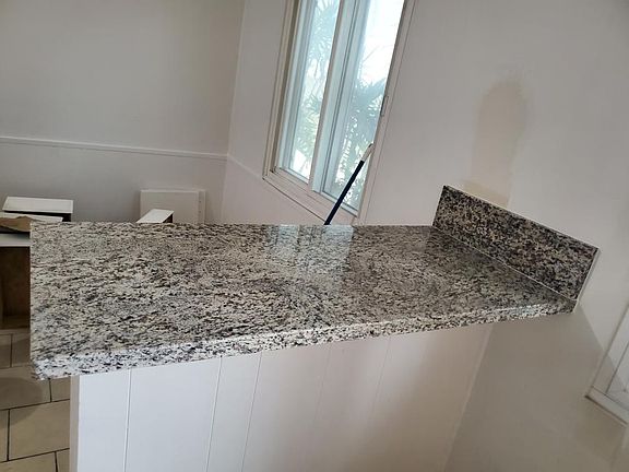 5th image of 239 E Buckthorn St APT 4