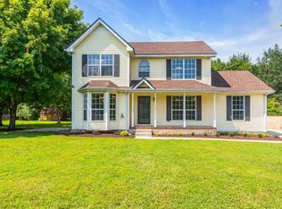 197 Suncrest Dr, La Vergne, TN 37086