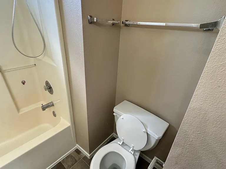 4025 Pheasant Dr #4 — Photo 14