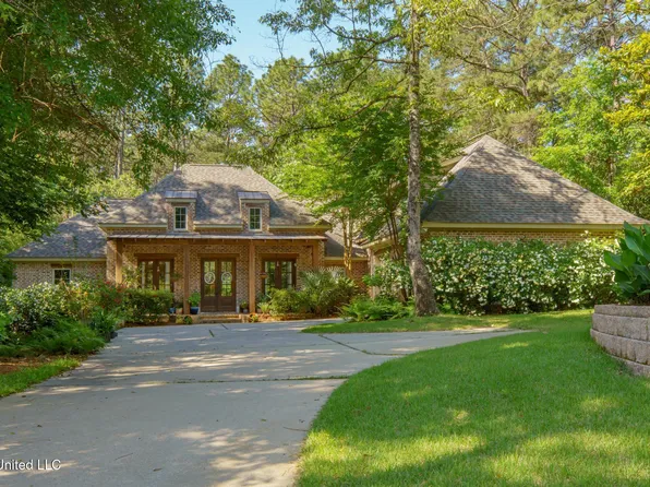 9 Steep Holw, Hattiesburg, MS 39402