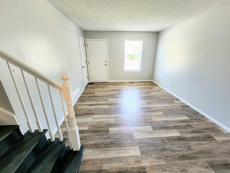 525 W Loula St #525 — Photo 5