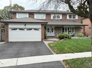 6 Logstone Cres, Toronto, ON M1E 4M3