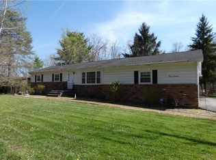 1219 Riley Rd, Aurora, OH 44202