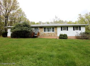 48 Rocky Road Ln, Wapwallopen, PA 18660