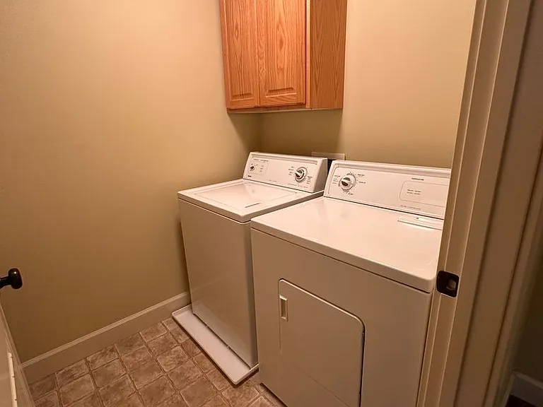 2115 S Dorothy Ave — Photo 25