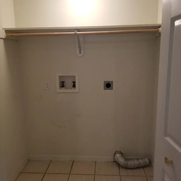 235 Elm St — Photo 7