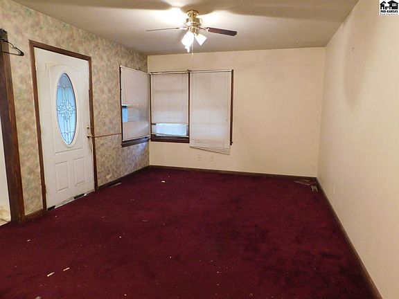 3rd image of 1010 W 18th Ave