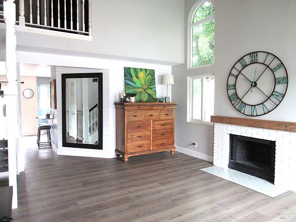 5th image of 512 Bokman Place