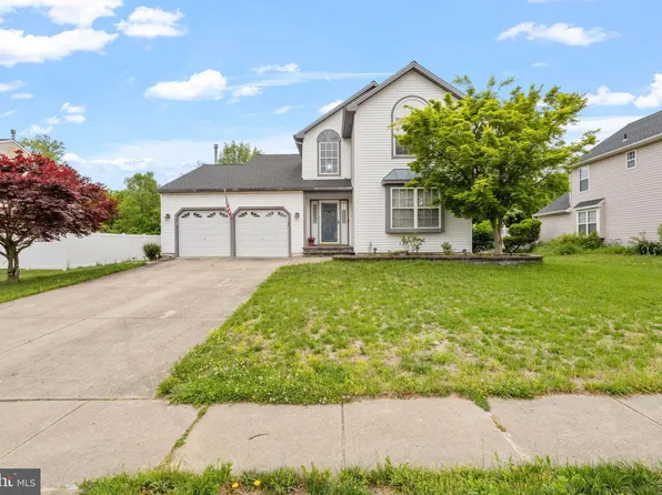 36 Randolph Ln, Sicklerville, NJ 08081