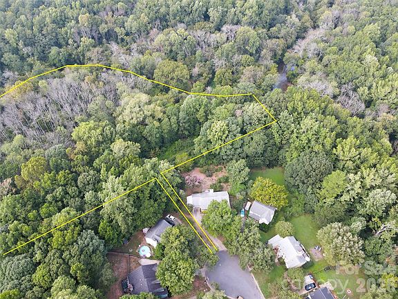 3rd image of 13314 Baker Mills Rd