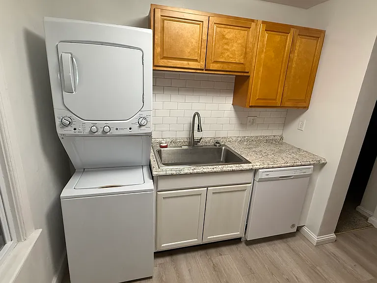 KITCHEN AND LAUNDRY