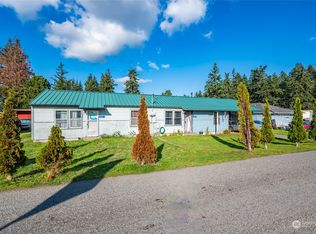 3209 Whitney Dr, Oak Harbor, WA 98277