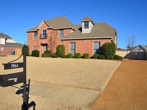 3rd image of 3864 Park Creek Dr