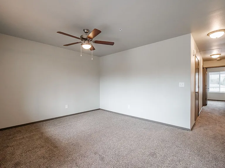 Jefferson Terrace Apartments — Photo 40