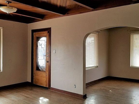 4th image of 3801 Nashville Ave