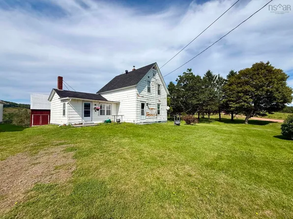 333 Yorke Settlement Rd, Diligent River, NS B0M 1S0