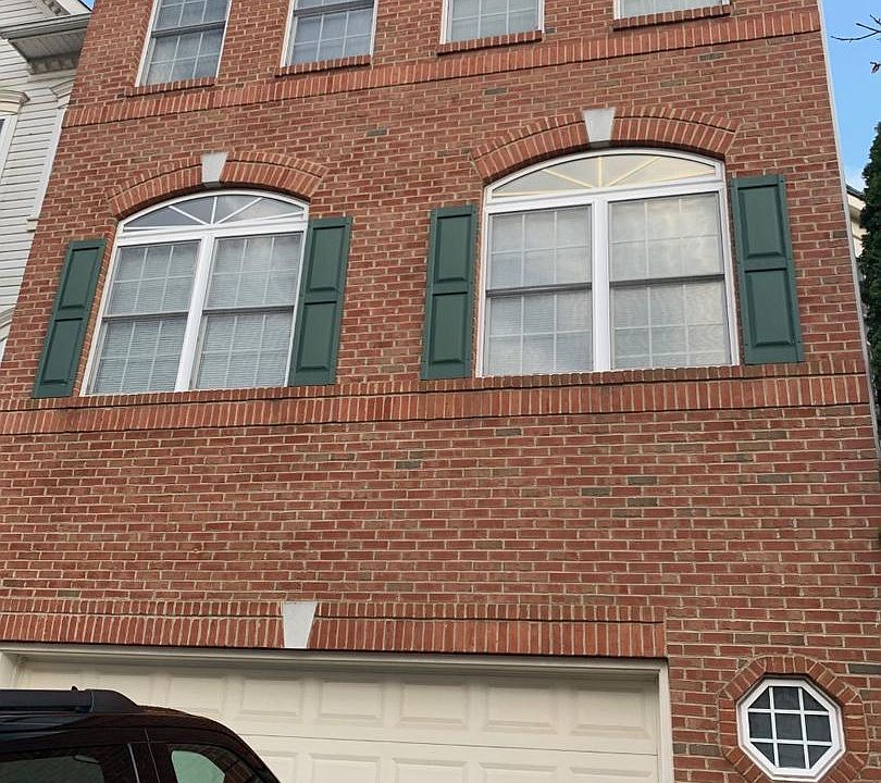 1st image of 1147 Carbondale Way
