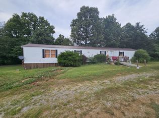 192 Graham Loop, Tellico Plains, TN 37385