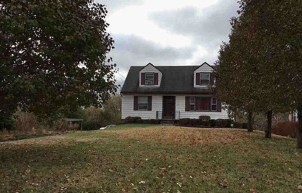 1st image of 3208 Grand Ave