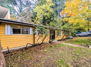 17253 44th Ave NE, Seattle, WA 98155