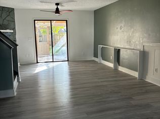 11570 Dunes Way Dr N, Jacksonville, FL 32225