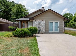 934 Lee Delia Ln, Alcoa, TN 37701