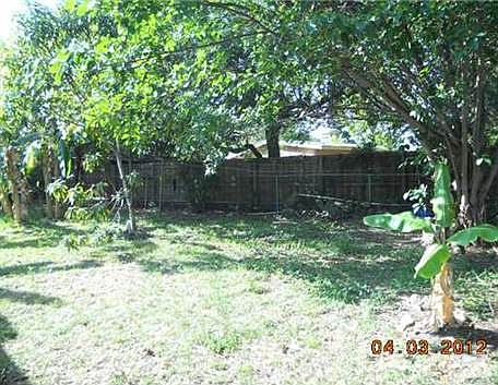 2nd image of 1463 NE 148th St
