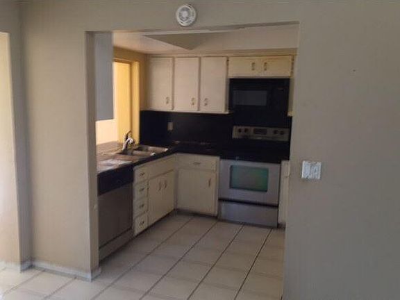 3rd image of 1016 NW 7th St