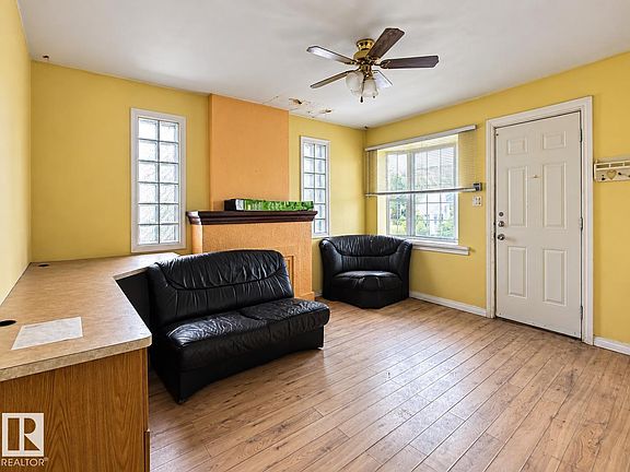 3rd image of 11901 63rd St NW