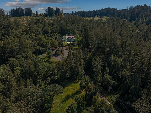 3rd image of 2264 Green Hill Road