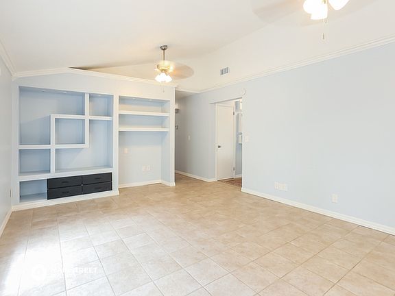 3rd image of 5423 Jackson Ave